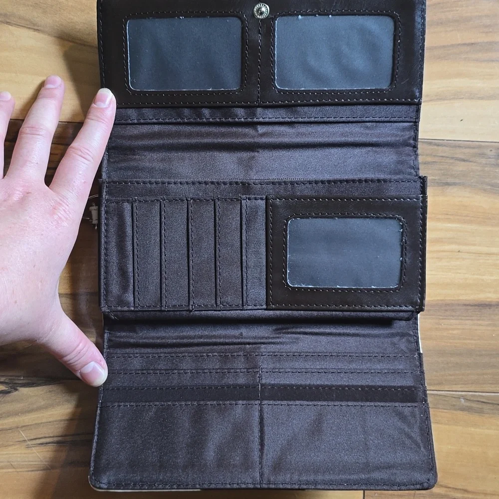 Western Wallet Cow Print - Picture 4 of 4